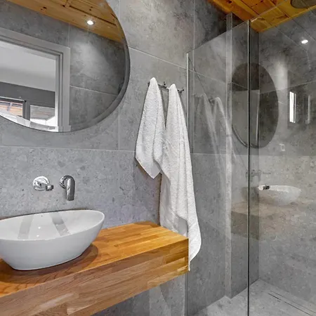 Venetiko By Vintage Travel Villa *